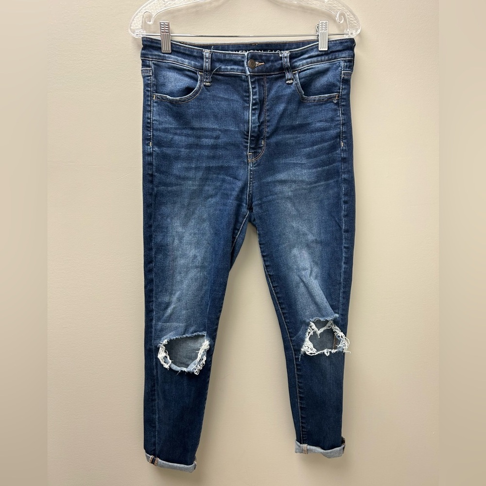 American Eagle Women’s Ripped Super High Rise Jeggings‎